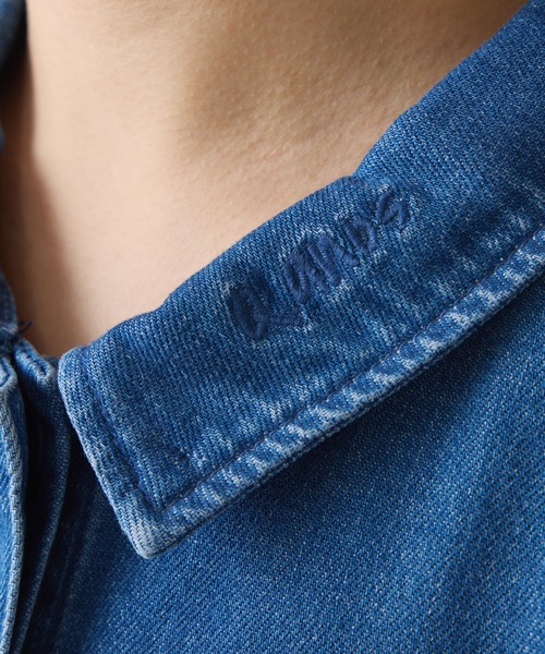 COLLAGE GALLARDAGALANTE（コラージュガリャルダガランテ）の「Q.anos/スタンドネック袖リブデニムシャツ/WEB限定カラー展開（シャツ/ブラウス・レディース・インディゴブルー/ブルー/ベージュ系その他/ベージュ・FREE）」の12枚目の写真