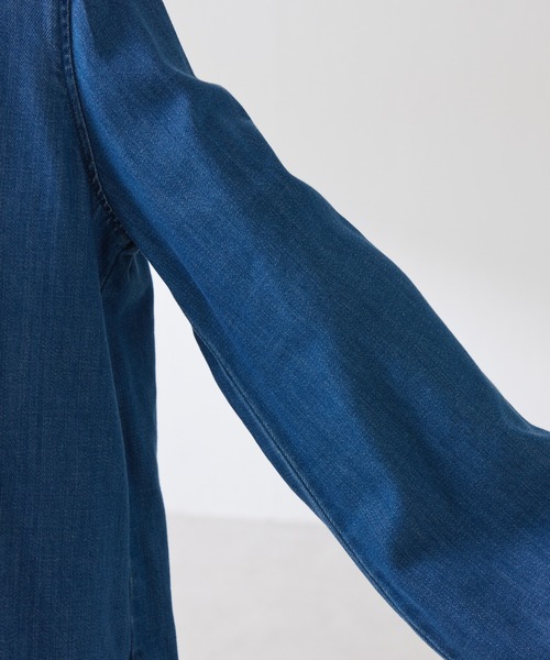 COLLAGE GALLARDAGALANTE（コラージュガリャルダガランテ）の「Q.anos/スタンドネック袖リブデニムシャツ/WEB限定カラー展開（シャツ/ブラウス・レディース・インディゴブルー/ブルー/ベージュ系その他/ベージュ・FREE）」の9枚目の写真