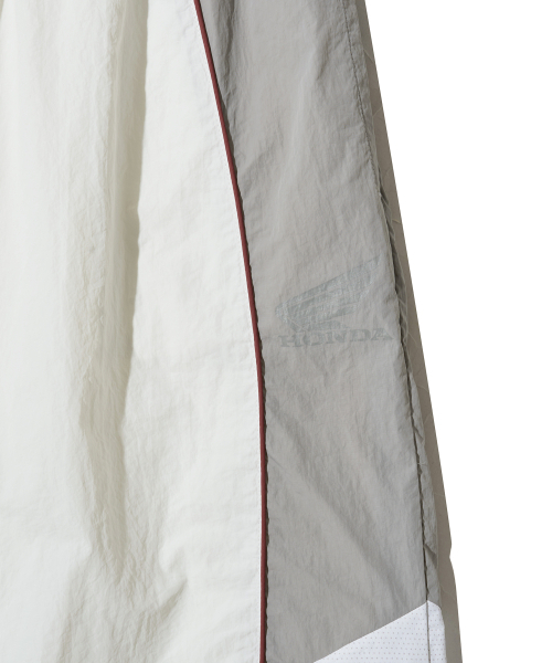 PHYPS MOTORCYCLE(フィップスモーターサイクル)の「Speed Track Pants Ivory(スウェットパンツ・レディース・その他・LARGE/X-LARGE/SMALL/MEDIUM)」の6枚目の写真