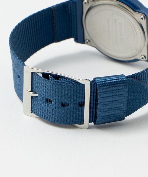 TIMEX(タイメックス)の「<TIMEX>Camper 34mm 腕時計(アナログ腕時計・メンズ・ブラック/オリーブ/コバルトブルー・FREE)」の5枚目の写真