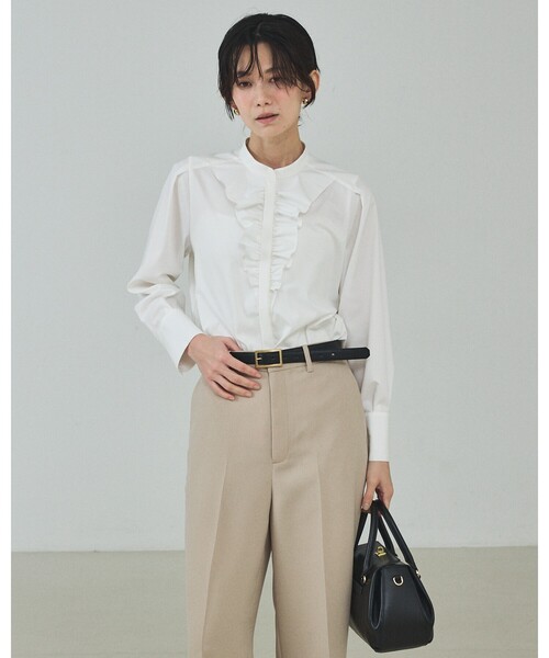 qualite（カリテ）の「【シワになりにくい！素材にこだわった一着】フロントラッフルブラウス/オケージョン/セレモニー/フォーマル/オフィスカジュアル/フリルブラウス/入卒/カセット服（シャツ/ブラウス・レディース・オフホワイト・フリー）」の15枚目の写真