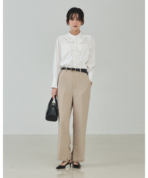 qualite（カリテ）の「【シワになりにくい！素材にこだわった一着】フロントラッフルブラウス/オケージョン/セレモニー/フォーマル/オフィスカジュアル/フリルブラウス/入卒/カセット服（シャツ/ブラウス・レディース・オフホワイト・フリー）」の3枚目の写真