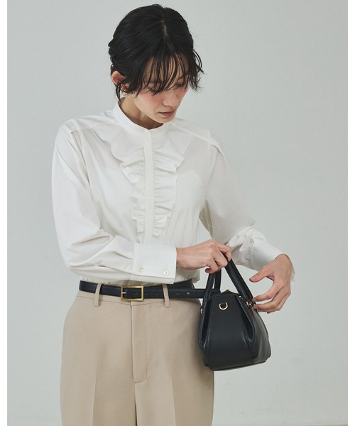 qualite（カリテ）の「【シワになりにくい！素材にこだわった一着】フロントラッフルブラウス/オケージョン/セレモニー/フォーマル/オフィスカジュアル/フリルブラウス/入卒/カセット服（シャツ/ブラウス・レディース・オフホワイト・フリー）」の7枚目の写真