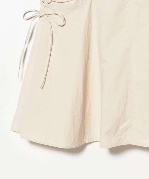 Ray BEAMS（レイビームス）の「サイド ギャザー マーメイド スカート（スカート・レディース・ブラック/オフホワイト・1/0）」の15枚目の写真