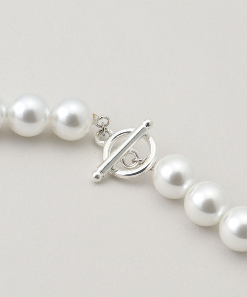 La TOTALITE（ラトータリテ）の「La Totalite ショートパールネックレス（ネックレス・レディース・ホワイト・FREE）」の3枚目の写真