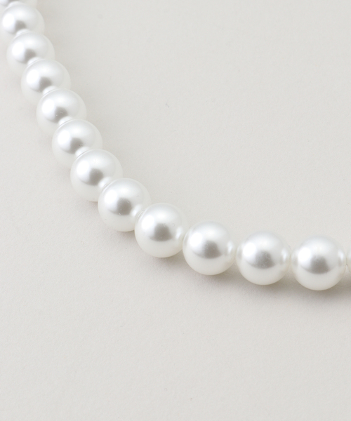 La TOTALITE（ラトータリテ）の「La Totalite ショートパールネックレス（ネックレス・レディース・ホワイト・FREE）」の5枚目の写真