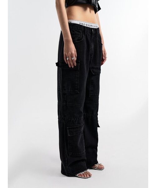 YEEL(ワイイーイーエル)の「SIDE STRING CARGO PANTS BLACK(デニムパンツ・レディース・その他・MEDIUM)」の2枚目の写真