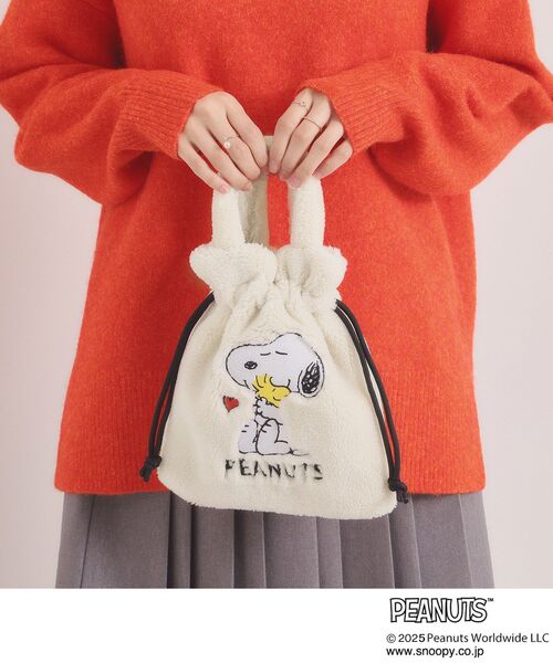 ITS'DEMO(イッツデモ)の「<PEANUTS>ボア刺繍ショルダー(ショルダーバッグ・レディース・ブラック/アイボリー/グレー・00)」の5枚目の写真