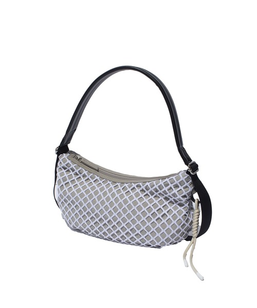 F/CE. （エフシーイー）の「F/CE. MESH 2WAY POCHETTE / エフシーイー メッシュ 2WAY ポシェット（ショルダーバッグ・レディース・ベージュ/ブラック・FREE）」の4枚目の写真
