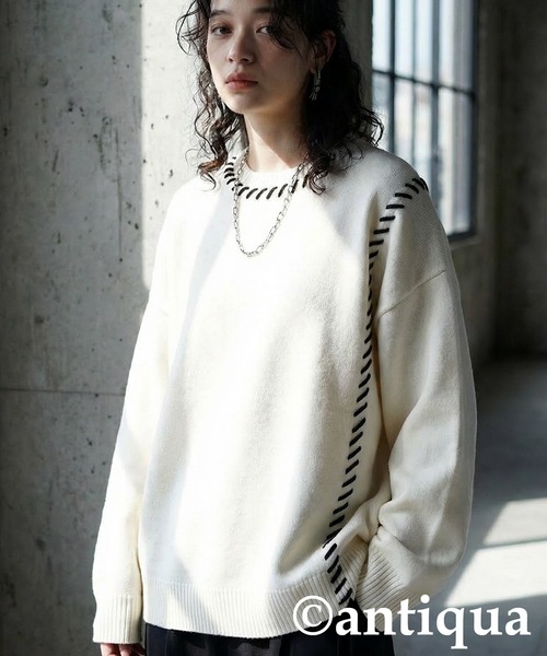 antiqua(アンティカ)の「配色ステッチ ニット(ニット/セーター・レディース・グレー/ブラック/アイボリー・ONESIZE)」の2枚目の写真