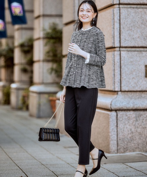 nissen（ニッセン）の「【入学式・卒業式】取り外せるフリル襟付カットツイードペプラムブラウス＋ジャージーテーパードパンツセット＜大きいサイズ有＞（スーツセット・レディース・ホワイト系その他/ブラック系・3L/LL/L/M）」の7枚目の写真