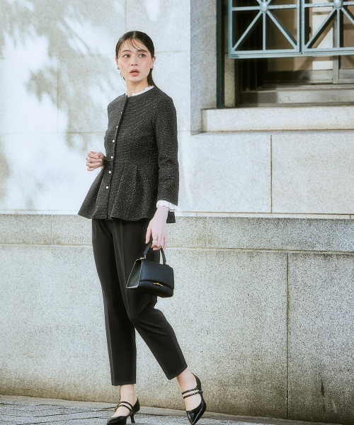 nissen（ニッセン）の「【入学式・卒業式】取り外せるフリル襟付カットツイードペプラムブラウス＋ジャージーテーパードパンツセット＜大きいサイズ有＞（スーツセット・レディース・ホワイト系その他/ブラック系・3L/LL/L/M）」の20枚目の写真