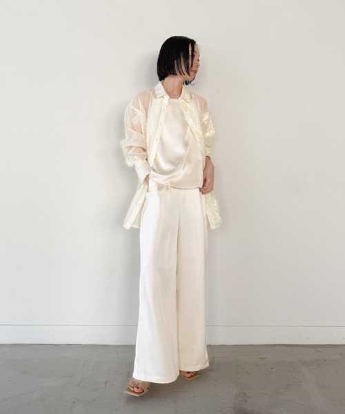 select MOCA by son（セレクトモカバイソン）の「フラワーエンブロイダリーシアーオーバーサイズシャツ【セットアップ対応】【by SON】（シャツ/ブラウス・レディース・アイボリー/ブラック・FREE）」の14枚目の写真