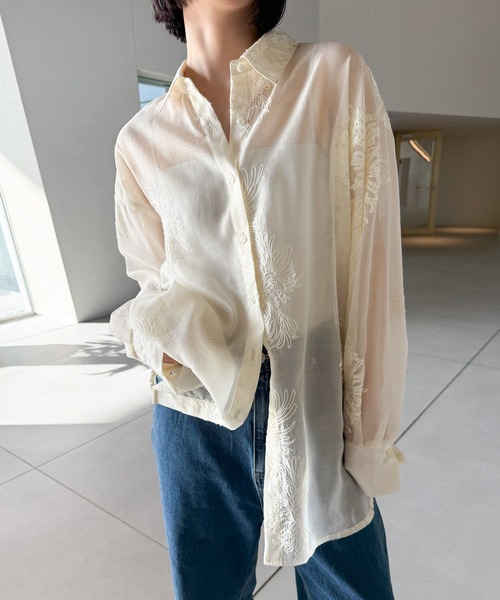 select MOCA by son（セレクトモカバイソン）の「フラワーエンブロイダリーシアーオーバーサイズシャツ【セットアップ対応】【by SON】（シャツ/ブラウス・レディース・アイボリー/ブラック・FREE）」の20枚目の写真