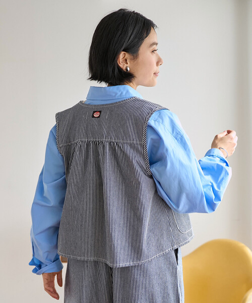 FREAK'S STORE(フリークスストア)の「RED KAP × FREAK'S STORE/レッドキャップ 別注 バックギャザーベスト<セットアップ対応>(ベスト・レディース・ベージュ/ナチュラル/オリーブ/その他2/ネイビー・フリ-)」の5枚目の写真