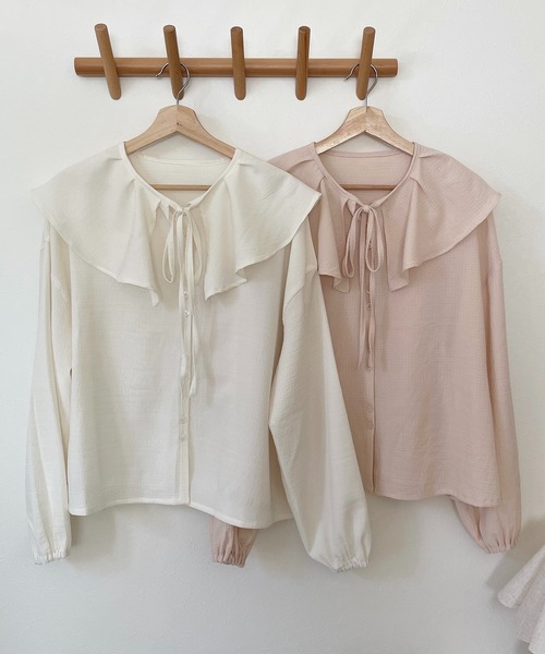 INTER FACTORY(インターファクトリー)の「choco - フリルカラーブラウス made in INTER FACTORY(シャツ/ブラウス・レディース・ピンク/アイボリー・FREE)」の3枚目の写真