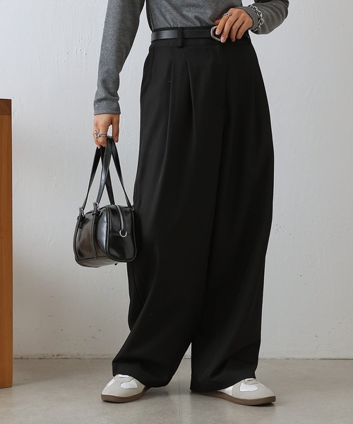 COLONY 2139(コロニートゥーワンスリーナイン)の「美脚2タックワイドパンツ(その他パンツ・レディース・ブラック/グレー/ベージュ・SMALL/MEDIUM)」の7枚目の写真