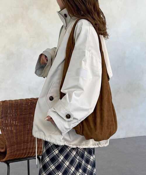 CPCM（シーピーシーエム）の「ミドル丈モッズトレンチコート（トレンチコート・レディース・アイボリー/ブラック/ベージュ・FREE）」の4枚目の写真