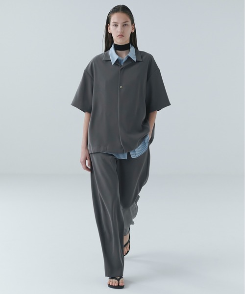 CULLNI(クルニ)の「Dry Twill Curve Silhouette Semi Wide Pant(その他パンツ・メンズ・ネイビー/マルーン/ブラック/グレー・0/1/2)」の6枚目の写真