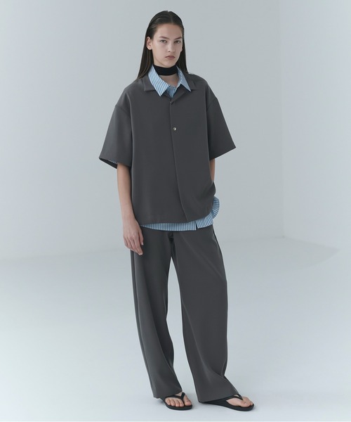 CULLNI(クルニ)の「Dry Twill Curve Silhouette Semi Wide Pant(その他パンツ・メンズ・ネイビー/マルーン/ブラック/グレー・0/1/2)」の8枚目の写真
