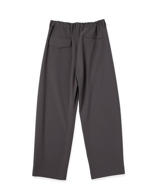 CULLNI(クルニ)の「Dry Twill Curve Silhouette Semi Wide Pant(その他パンツ・メンズ・ネイビー/マルーン/ブラック/グレー・0/1/2)」の10枚目の写真
