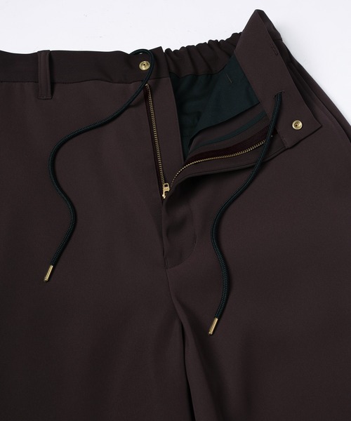 CULLNI(クルニ)の「Dry Twill Curve Silhouette Semi Wide Pant(その他パンツ・メンズ・ネイビー/マルーン/ブラック/グレー・0/1/2)」の15枚目の写真