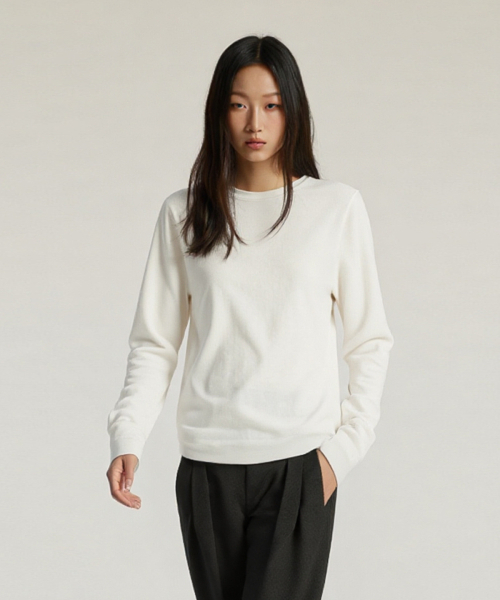 BUTTON SEOUL（ボタンソウル）の「[ウィメンズ] ソフトタッチベーシックロングスリーブTシャツ (5 COLORS)（Tシャツ/カットソー・レディース・ブラウン/ホワイト/スカイブルー/ブラック/ライトグレー・MEDIUM/SMALL/LARGE）」の9枚目の写真