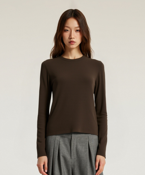 BUTTON SEOUL（ボタンソウル）の「[ウィメンズ] ソフトタッチベーシックロングスリーブTシャツ (5 COLORS)（Tシャツ/カットソー・レディース・ブラウン/ホワイト/スカイブルー/ブラック/ライトグレー・MEDIUM/SMALL/LARGE）」の13枚目の写真