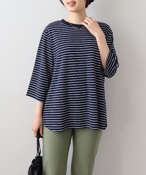 MB mint breeze(エムビーミントブリーズ)の「【L~5L 大きいサイズ】ライトポンチ7分袖ラウンドヘムプルオーバー(Tシャツ/カットソー・レディース・ネイビー/オフホワイト/ブルー・LL/3L/4L/5L)」の3枚目の写真