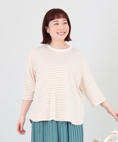 MB mint breeze(エムビーミントブリーズ)の「【L~5L 大きいサイズ】ライトポンチ7分袖ラウンドヘムプルオーバー(Tシャツ/カットソー・レディース・ネイビー/オフホワイト/ブルー・LL/3L/4L/5L)」の7枚目の写真