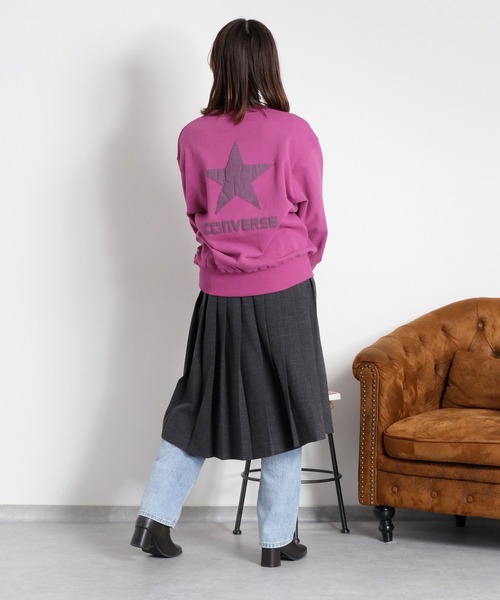 cepo(セポ)の「【CONVERSE】発泡プリント裏毛クルーネックスウェットプルオーバー(スウェット・レディース・ネイビー/オートミール/パープル・M)」の21枚目の写真