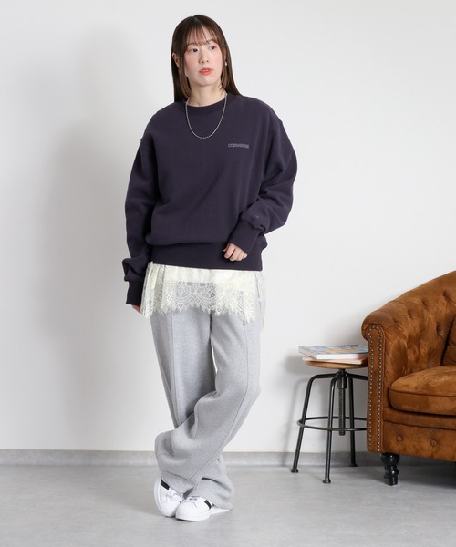 cepo(セポ)の「【CONVERSE】発泡プリント裏毛クルーネックスウェットプルオーバー(スウェット・レディース・ネイビー/オートミール/パープル・M)」の4枚目の写真