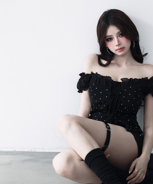 VEILA(ヴェイラ)の「ドットレースホルターネック リボントップス(シャツ/ブラウス・レディース・ブラック・フリー)」の14枚目の写真