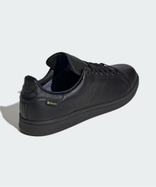 adidas(アディダス)の「adidas Originals(アディダスオリジナルス)Stan Smith GORE-TEX(スニーカー・メンズ・ホワイト/ブラック・26/25/24/23/28/27/24.5/23.5/28.5/27.5/26.5/25.5)」の11枚目の写真