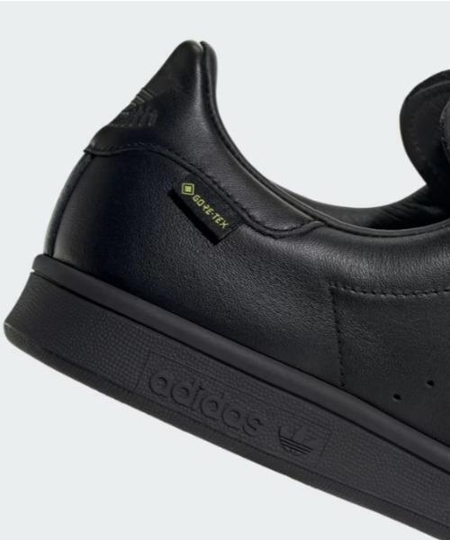 adidas(アディダス)の「adidas Originals(アディダスオリジナルス)Stan Smith GORE-TEX(スニーカー・メンズ・ホワイト/ブラック・26/25/24/23/28/27/24.5/23.5/28.5/27.5/26.5/25.5)」の9枚目の写真