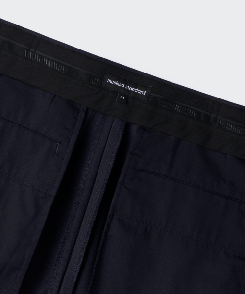 MUSINSA STANDARD（ムシンサスタンダード）の「ウィップコードストレートヒドゥンバンディングスラックス[ネイビー]（スラックス・メンズ・その他・28/29/26/27/30/31/32/33/34/36/38/40/42）」の5枚目の写真