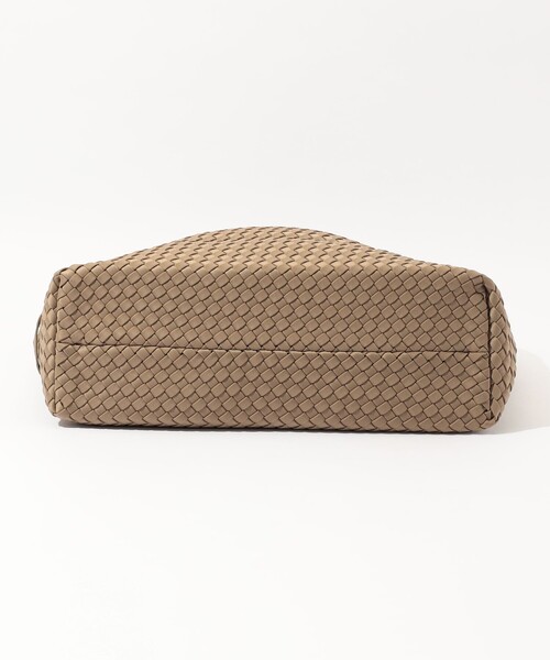 NAGHEDI(ナゲディ)の「NAGHEDI Nomad L Hobo ワンショルダーバッグ(ショルダーバッグ・レディース・ベージュ・FREE)」の6枚目の写真