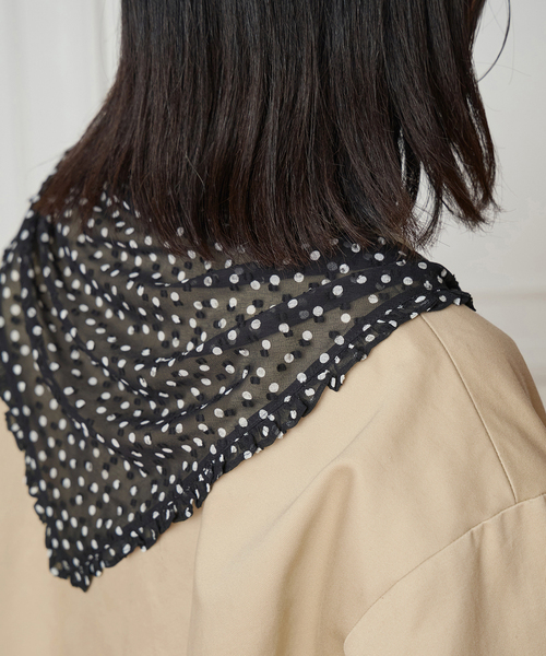 IENA LA BOUCLE（イエナラブークル）の「IENA LA BOUCLE シアードットバブーシュカ（バンダナ/スカーフ・レディース・ブラック系その他・FREE）」の5枚目の写真