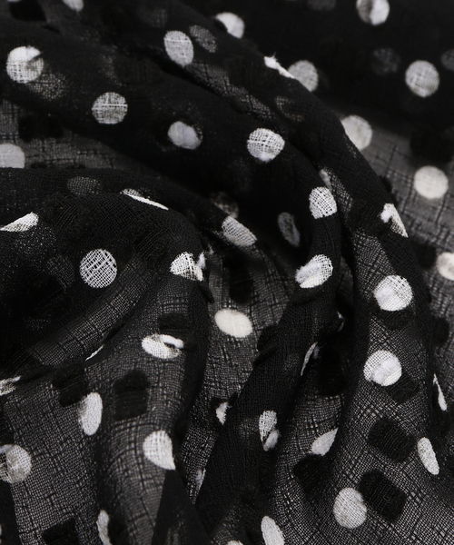 IENA LA BOUCLE（イエナラブークル）の「IENA LA BOUCLE シアードットバブーシュカ（バンダナ/スカーフ・レディース・ブラック系その他・FREE）」の10枚目の写真