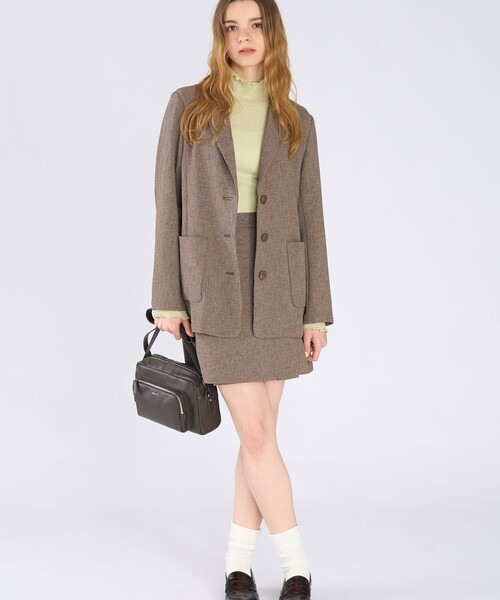 To b. by agnes b.（トゥービーバイアニエスベー）の「ミックスツイード テーラードジャケット（ダッフルコート・レディース・ベージュ・36/40/38）」の2枚目の写真