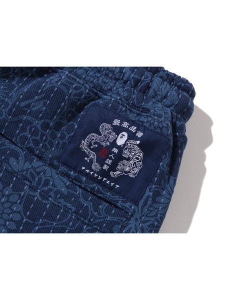A BATHING APE(アベイシングエイプ)の「JAPANESE INDIGO ART CAMO RELAXED FIT SWEAT SHORTS(その他パンツ・メンズ・インディゴブルー・MEDIUM/XX-LARGE/SMALL/X-LARGE/LARGE)」の5枚目の写真