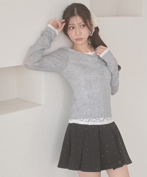 Ambre Neige(アンブルネージュ)の「henley neck lace fake layered tops / ヘンリーネックレースフェイクレイヤードトップス(Tシャツ/カットソー・レディース・アイボリー/ライトグレー/ピンク・FREE)」の4枚目の写真