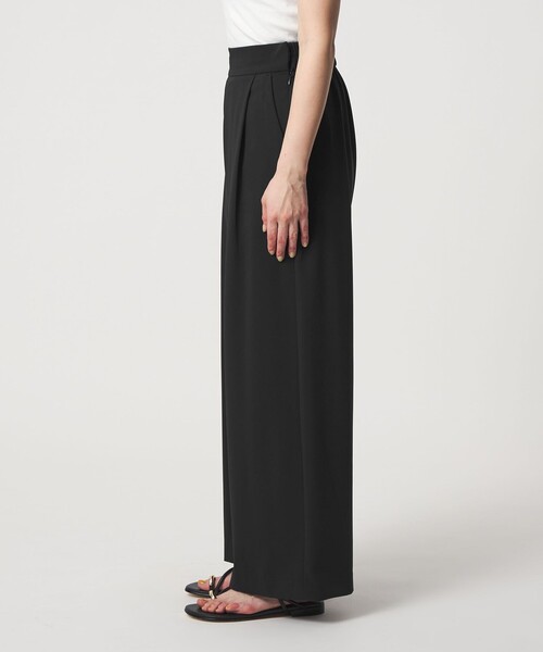 A DAY IN THE LIFE UNITED ARROWS(アデイインザライフユナイテッドアローズ)の「タック ワイドパンツ ‐ウォッシャブル‐<A DAY IN THE LIFE>(その他パンツ・レディース・ダークグレー/ブラック/オリーブ・M/S)」の16枚目の写真