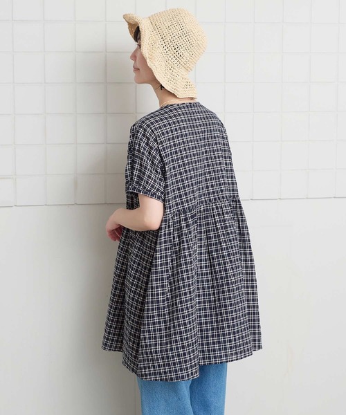 l'atelier du savon(アトリエドサボン)の「シャ-リングチェック/ストライプ フレンチブラウス(シャツ/ブラウス・レディース・ネイビー/ベージュ/グリーン・FREE)」の21枚目の写真