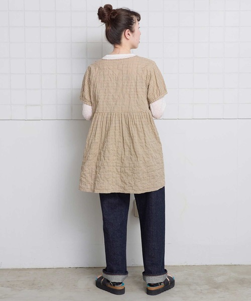 l'atelier du savon(アトリエドサボン)の「シャ-リングチェック/ストライプ フレンチブラウス(シャツ/ブラウス・レディース・ネイビー/ベージュ/グリーン・FREE)」の12枚目の写真