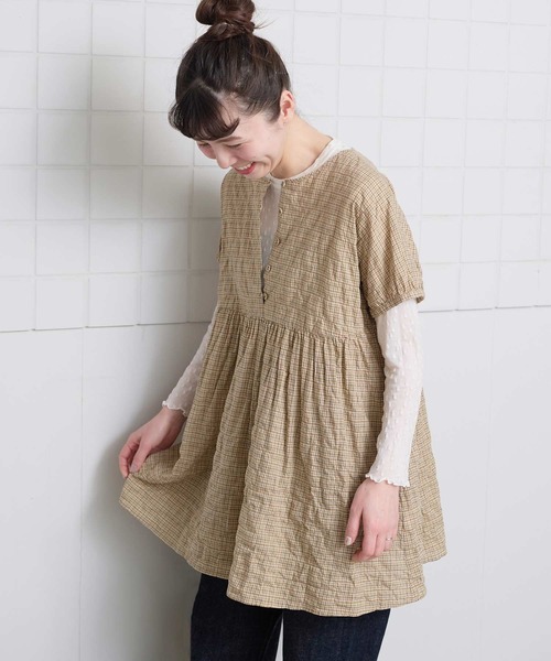 l'atelier du savon(アトリエドサボン)の「シャ-リングチェック/ストライプ フレンチブラウス(シャツ/ブラウス・レディース・ネイビー/ベージュ/グリーン・FREE)」の4枚目の写真