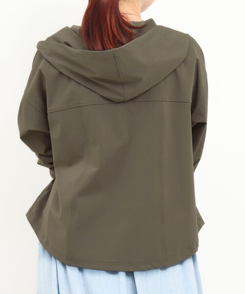 MICO COULIER（ミコクリエ）の「CICA配合サークルストレッチパーカー（ブルゾン・レディース・オリーブ/ブラック/ベージュ・38）」の7枚目の写真