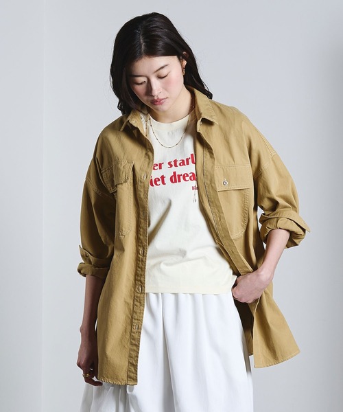 ROSE BUD（ローズバッド）の「BIG DENIM SHIRT（シャツ/ブラウス・レディース・インディゴブルー/ベージュ・ONE SIZE）」の3枚目の写真