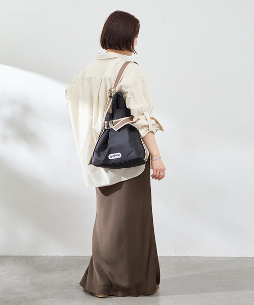 U by SPICK&SPAN（ユーバイスピックアンドスパン）の「《追加》サテンロングスカート（スカート・レディース・White/ブラウン・FREE）」の17枚目の写真