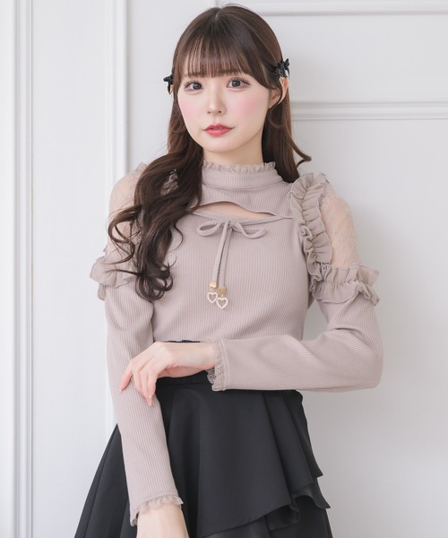 couture BY ROJITA(クチュールバイロジータ)の「シアーフリルテレコトップス(Tシャツ/カットソー・レディース・ホワイト/ピンクベージュ/ブラック・FREE)」の4枚目の写真